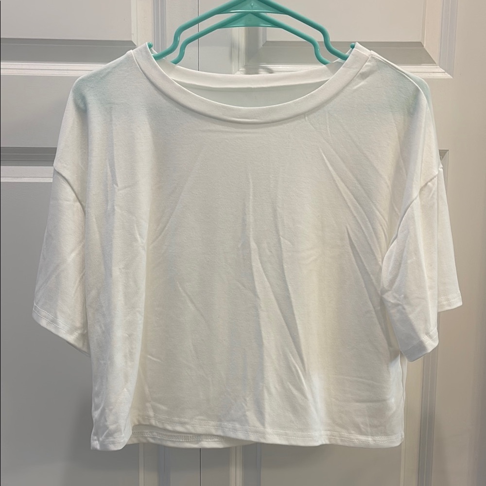 (5/$30 deal) 
Classic White Women's crop T-shirt Top